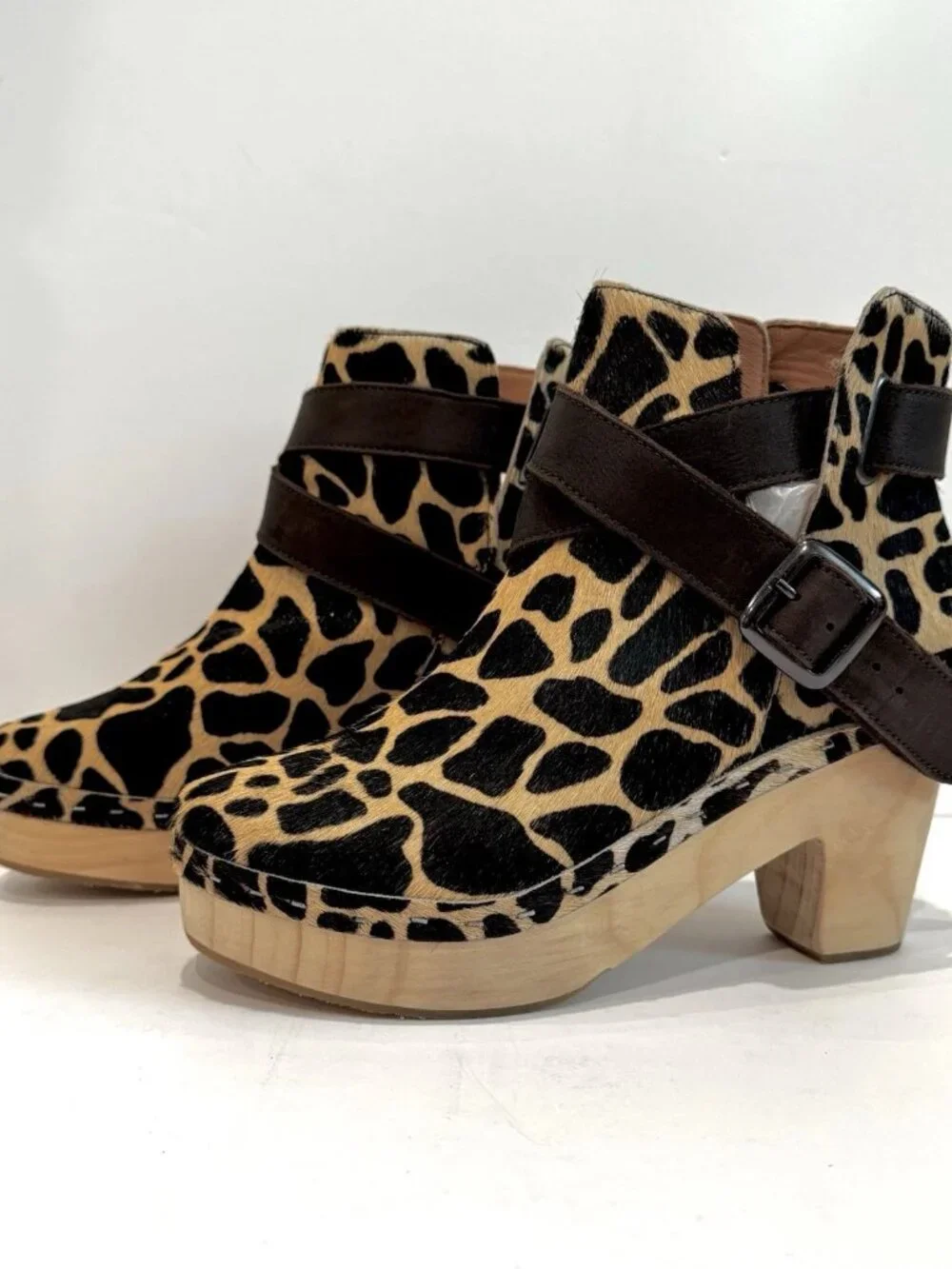 NEW Free People Bungalow Leopard Clog Boots 37/7 $168 - Picture 2 of 7